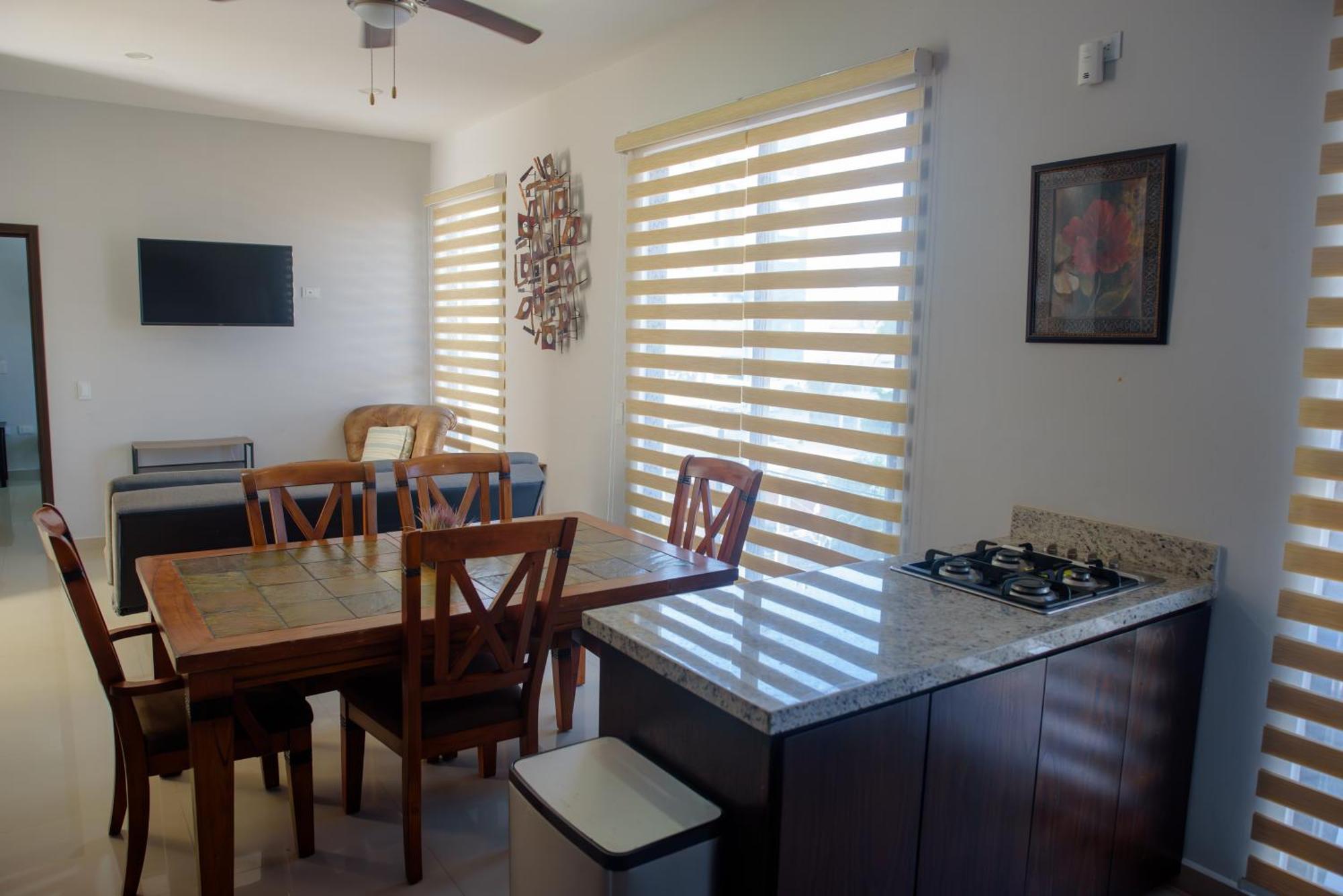 2Br/2Ba Condo 1 Block To Ocean! - Unit 6 Mazatlán Kültér fotó